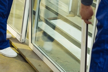 Commercial Glass Repair Technician in Greenacres, FL